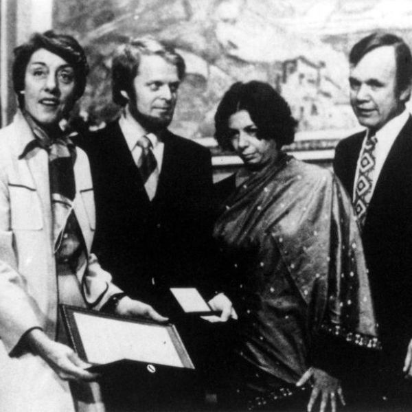 Amnesty International winning Nobel Peace Prize in 1977