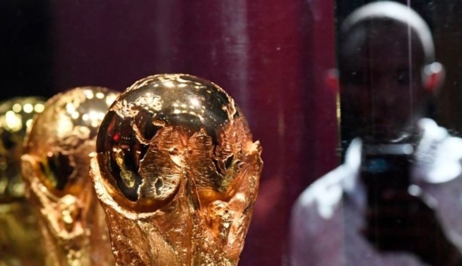 FIFA trophy © AFP/Simon Maina via Getty Images