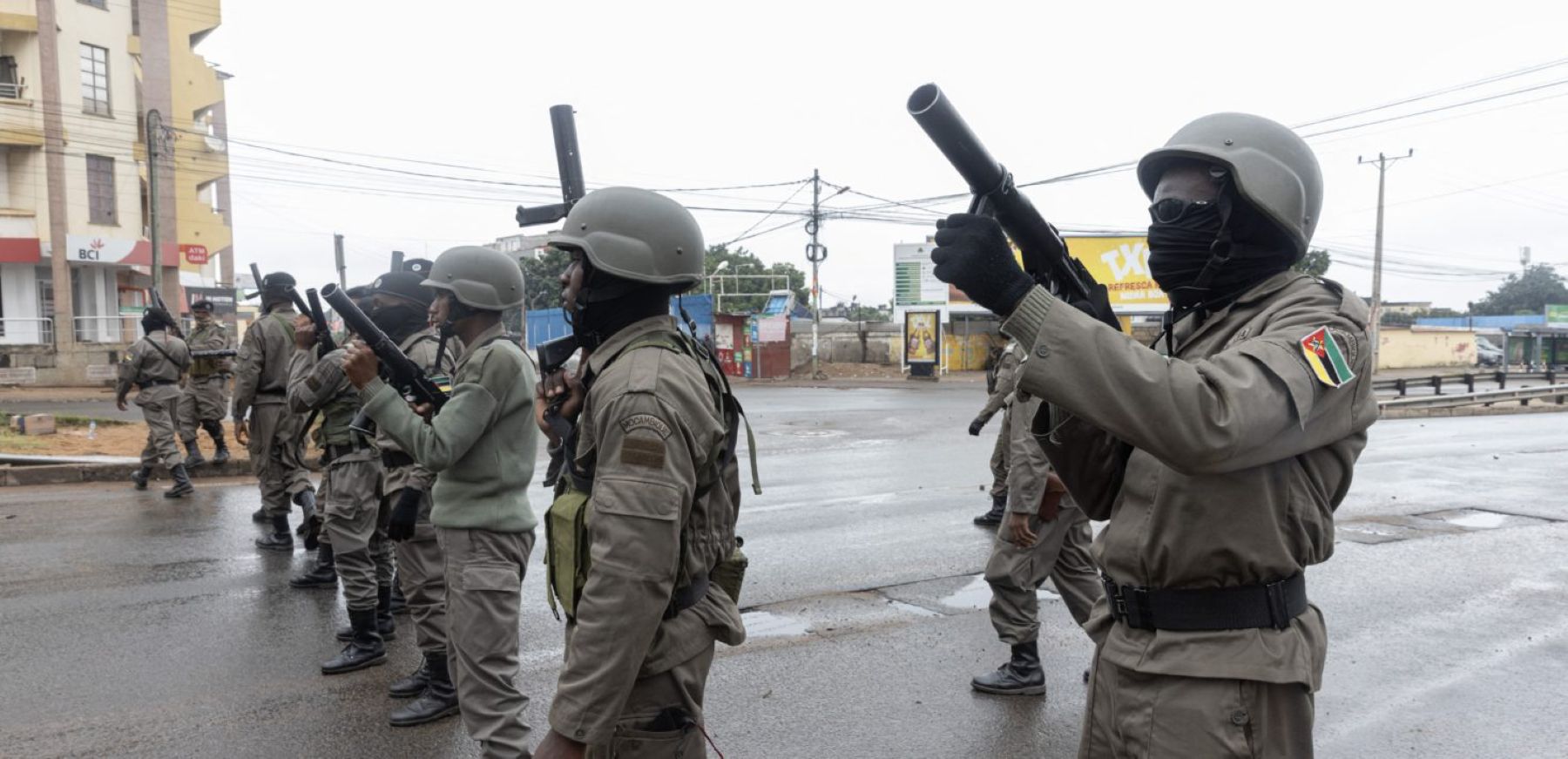 Units of the Mozambican anti-riot police deploy during a march called by the presidential candidate of the Optimist Party for the Development of Mozambique (PODEMOS) in Maputo, on October 21, 2024. Photo by ALFREDO ZUNIGA/AFP via Getty Images.